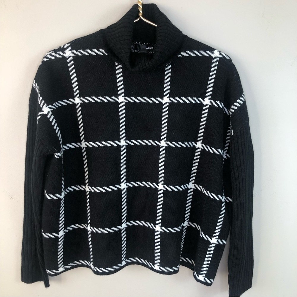 Bloomingdales Aqua Black & White Plaid Houndstooth Turtleneck Boxy Sweater M